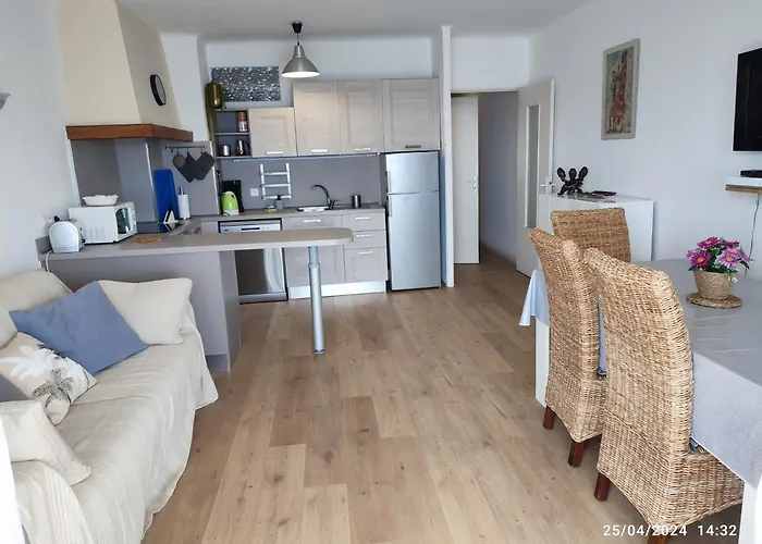 Guillaumont Apartment
